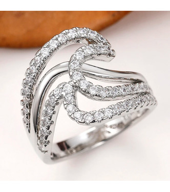 Prstan abstraktne oblike