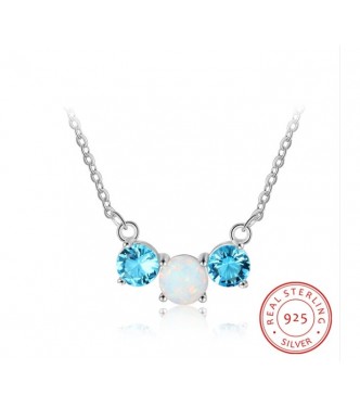 Čudovit obesek iz srebra z opalom 