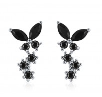 Očarljivi srebrni uhani Nočni metulj 