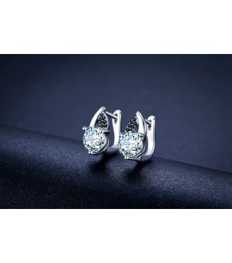 Vilinski srebrni uhani Vilinski srebrni uhani