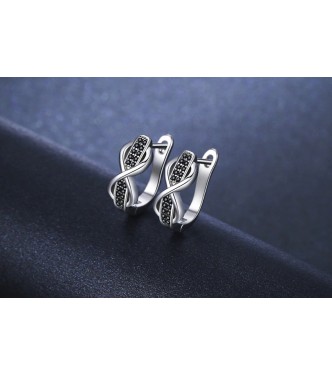 Srebrni uhani Infinity s črnimi kristali Srebrni uhani Infinity s črnimi kristali