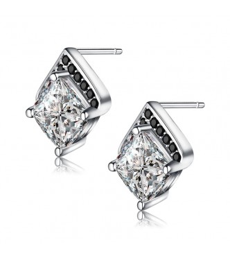 Srebrni uhani za karino kraljico Srebrni uhani za karino kraljico