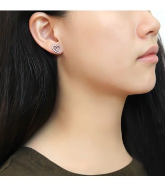 Romantični uhančki s srcem