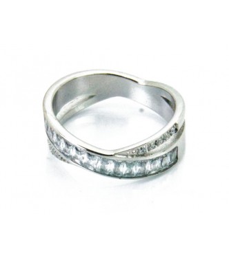 Čudovito izdelan prstan "Georgia"