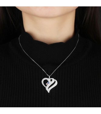 Srebrno srce modernega dizajna