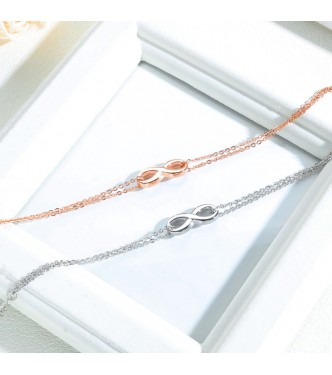 Prefinjena zapestnica z nežnim Infinity simbolom