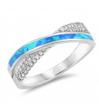 Prelesten srebrn prstan izjemnega dizajna