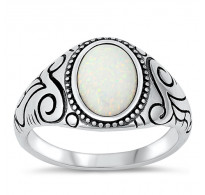 Bohemski srebrn prstan z nežnim opalom