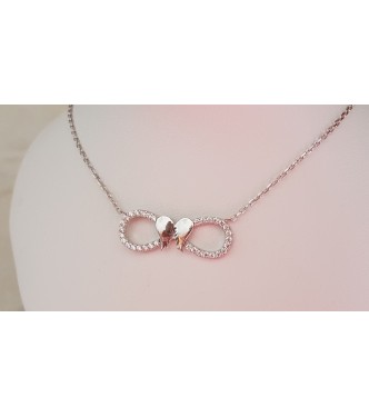 Krasen obesek Infinity z angelskimi krili