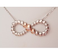 Ljubek in nežen srebrn obesek  