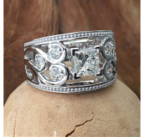 Klasično eleganten prstan