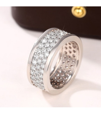 Klasičen srebrn prstan