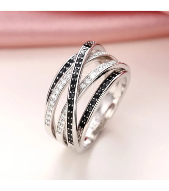 Trendovski srebrn prstan Anitta