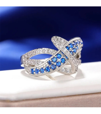 Prekrasen prstan svežine