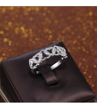 Prstan prepletene ljubezni Prstan prepletene ljubezni